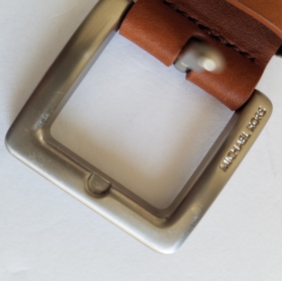 Michael Kors Men's Leather Trim Belt Silver Plated Buckle Size 40 Tan - Picture 15 of 15